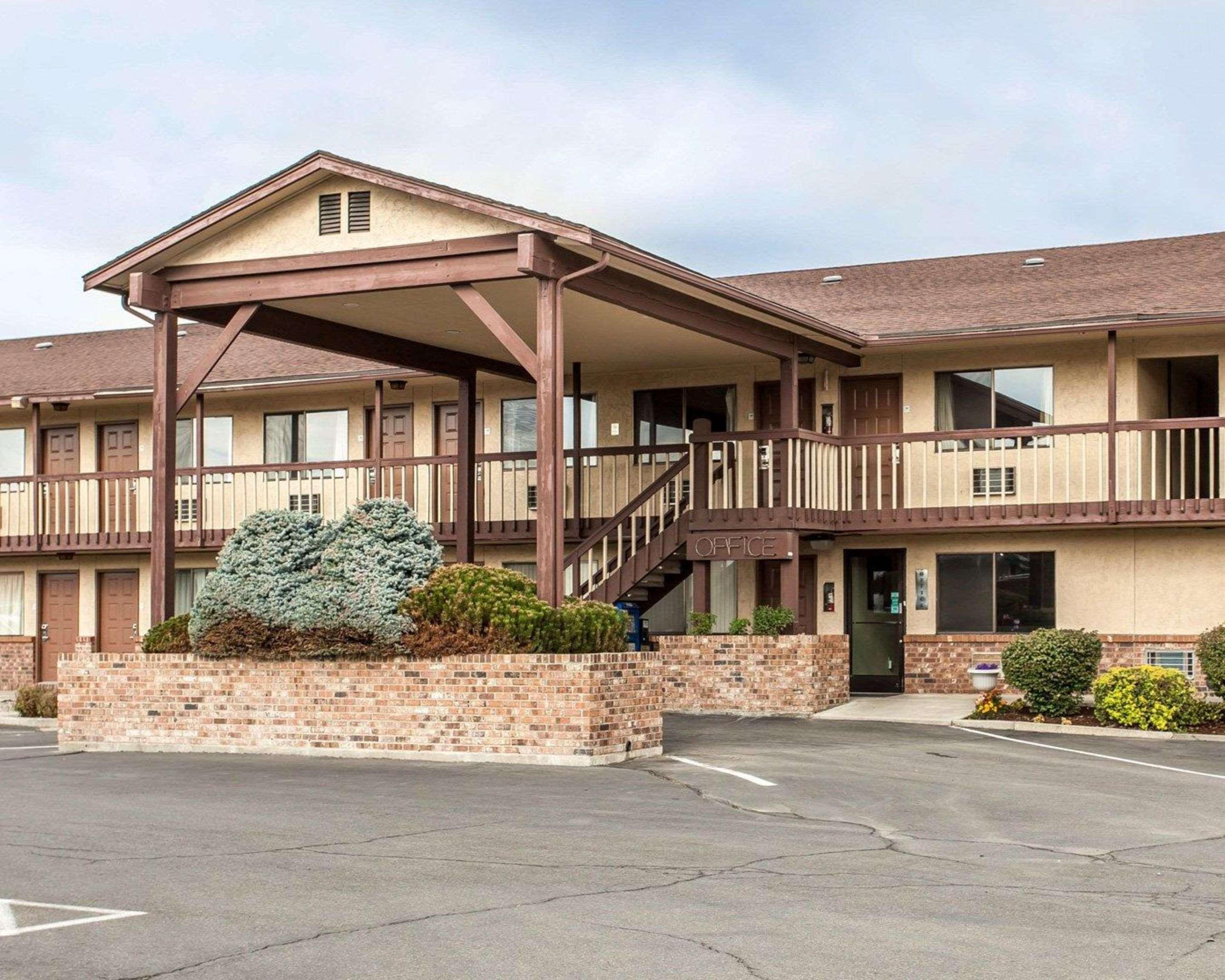 Econo Lodge Ellensburg Near University Exteriér fotografie